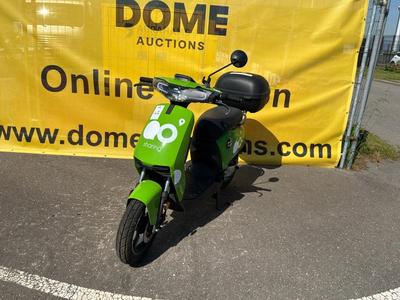 Overzichtsfoto van Super SOCO CUx Elektrische scooter